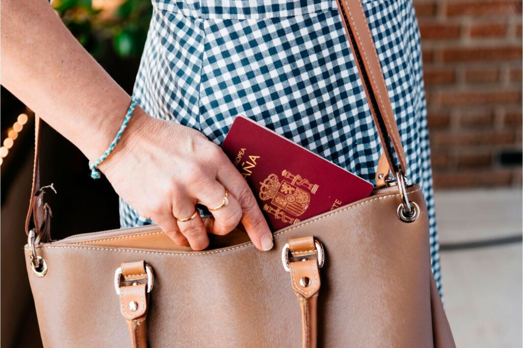Abogado conseguir pasaporte español en Granada