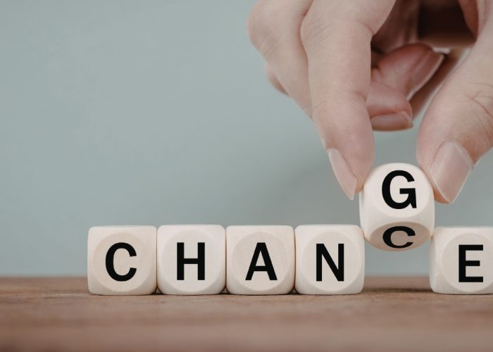 cambiarse el nombre y apellidos en españa